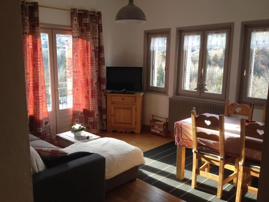 Appart Cosy Et Lumineux Au Coeur De Saint Gervais Exterior foto